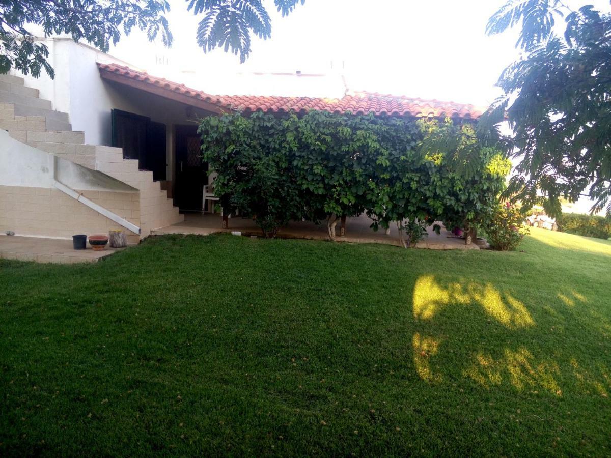 Villa Sea Esta Марониа Екстериор снимка